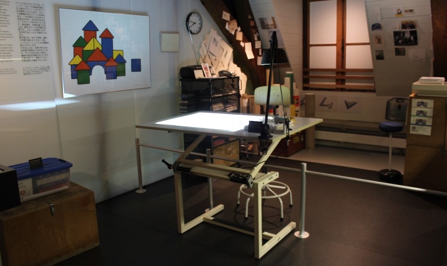 Mesa onde Dick Bruna criava seus desenhos