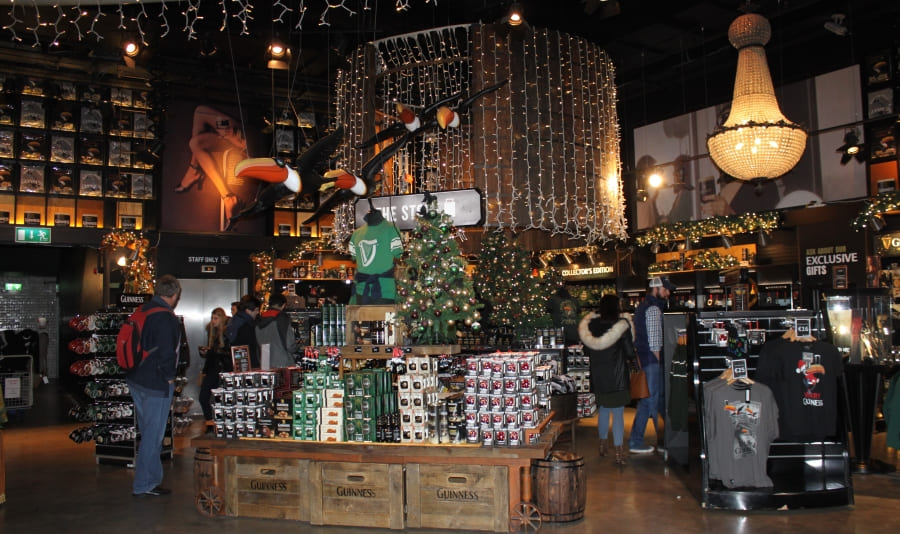 Loja de suvenires da Cervejaria Guinness em Dublin.