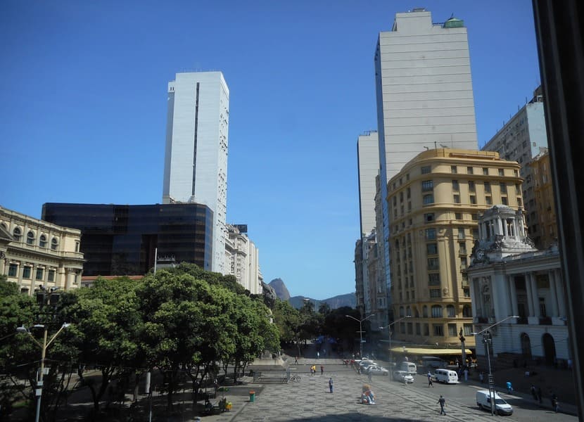 Visita guiada ao Theatro Municipal do Rio de Janeiro: Praça Floriano.