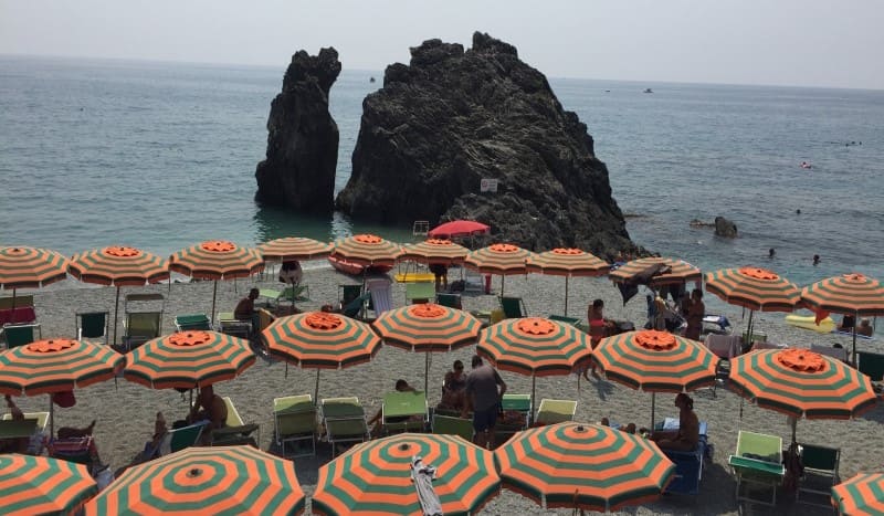 Cinque Terre a partir de La Spezia: praia de Monterosso al Mare
