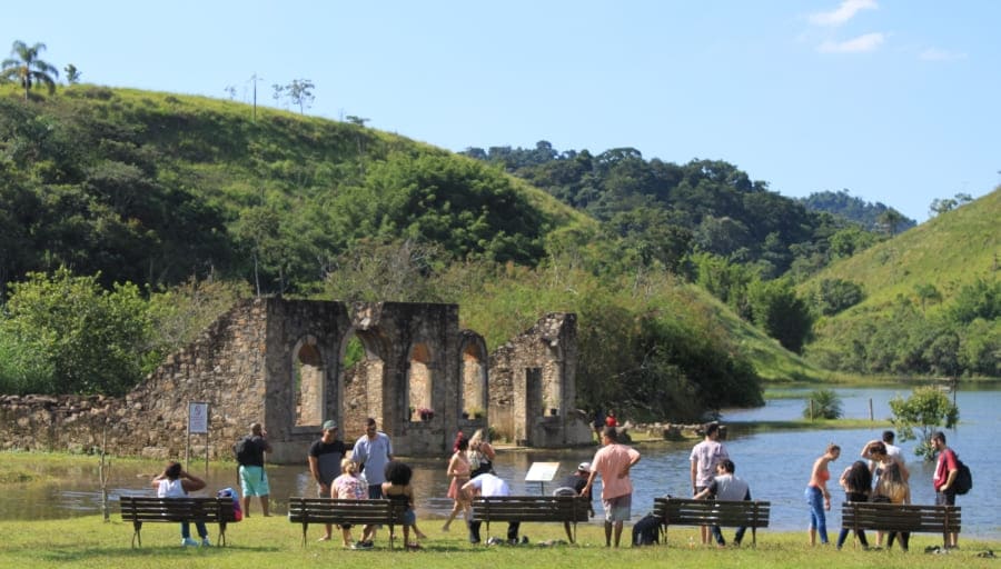 Parque São João Marcos: ruínas arqueológicas.