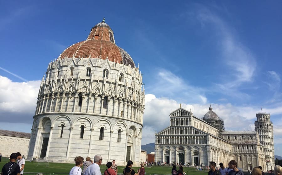 Pisa em bate e volta de Florença: Piazza dei Miracoli.