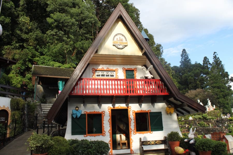 Casinha de bonecas do Mini Mundo em Gramado.