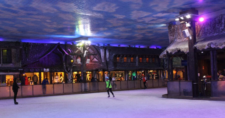 Patinação no gelo - Snowland em Gramado.