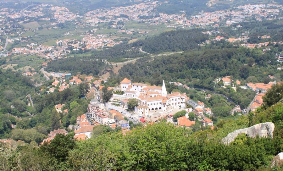 Vista panorâmica de Sintra do alto do Castelo dos Mouros.