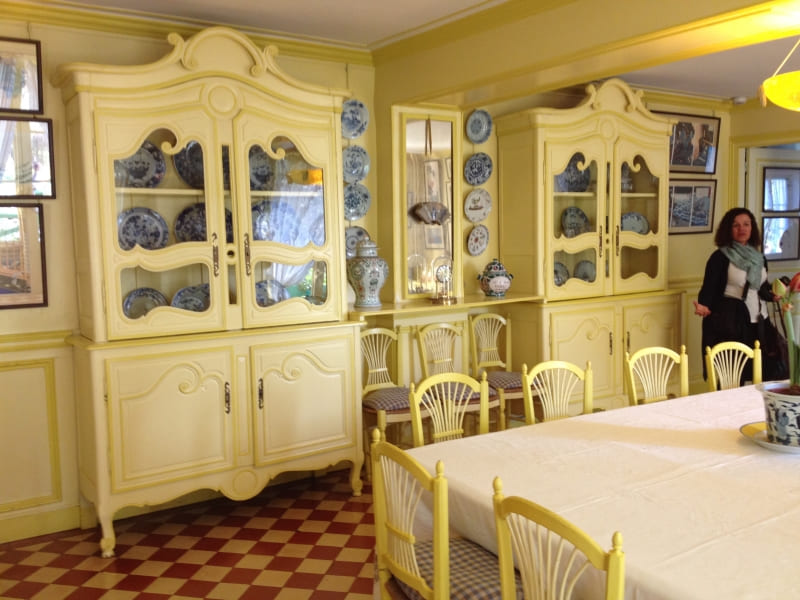 Cozinha da casa de Monet em Giverny