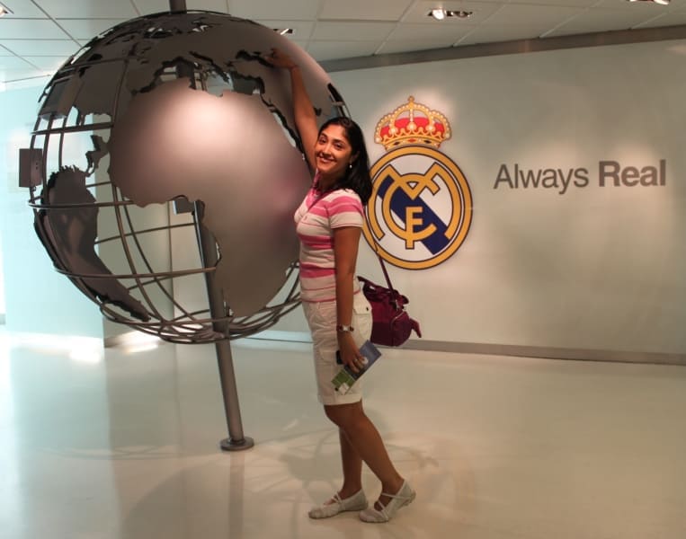 Estádio de futebol Santiago Bernabéu em Madri