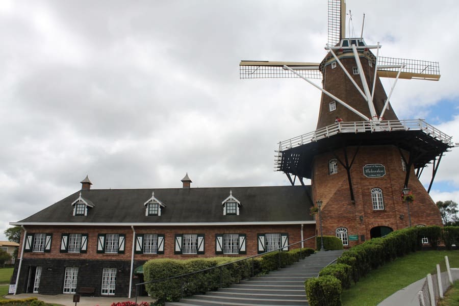 O parque dos moinhos de vento na Holanda