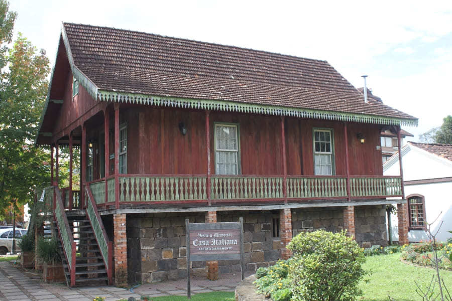 Casa Italiana na Praça das Etnias em Gramado