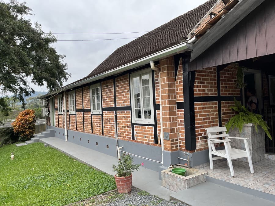 Hospedagem em Pomerode: Casa em estilo enxaimel pelo Airbnb