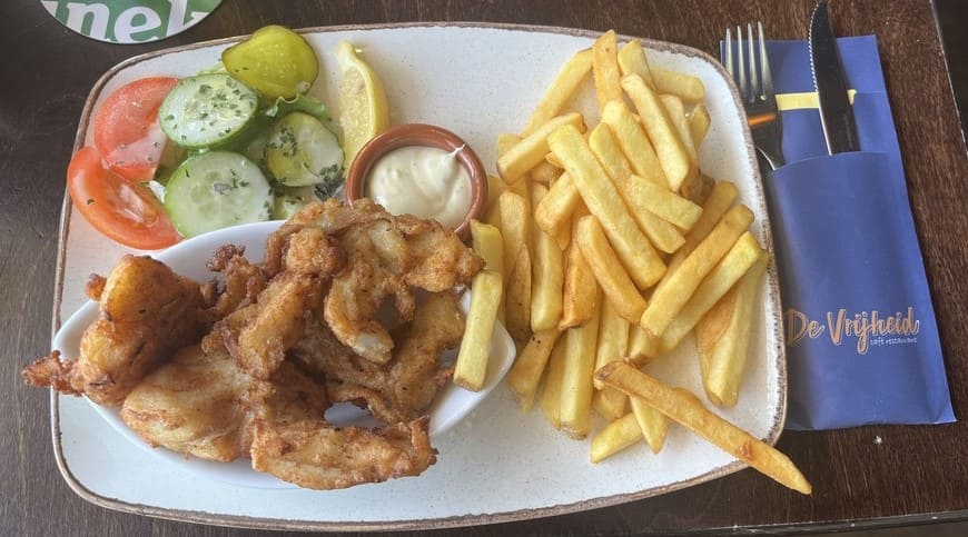 Volendam em bate e volta a partir de Amsterdam: Restaurante De Vrijheid em Volendam