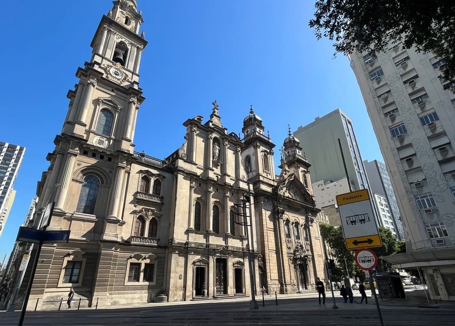 Rio Historic Center Free Walking Tour stop at Church of Our Lady of Carmo