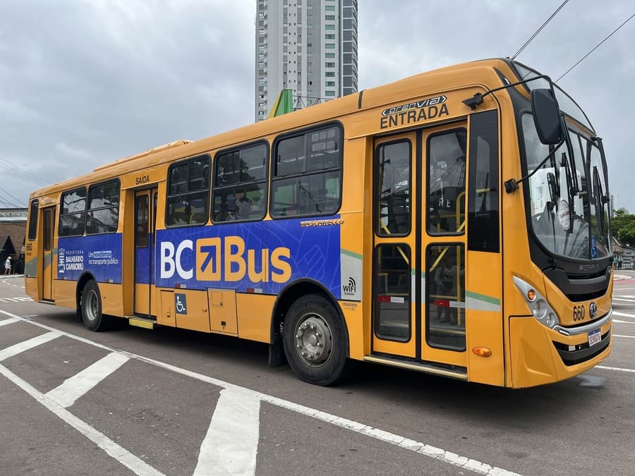 o que fazer em Balneário Camboriú em uma parada de cruzeiro: transporte público gratuito