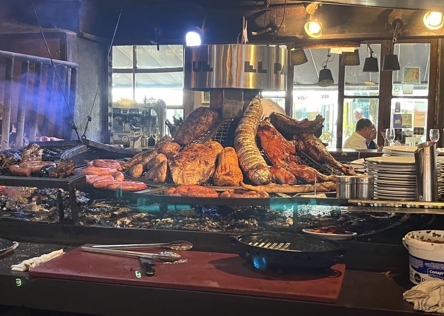 O que fazer em Montevidéu: Restaurante El Palenque em Mercado del Puerto