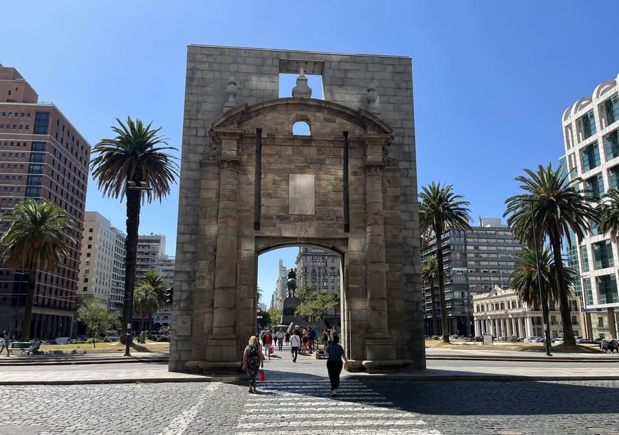 O que fazer em Montevidéu: Porta da Cidadela