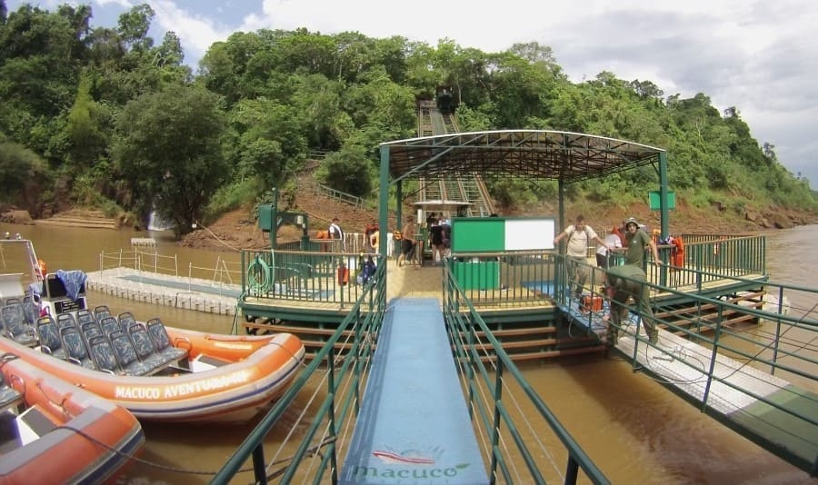 Tourists boarding the boat for the Macuco Safari Boat Ride
